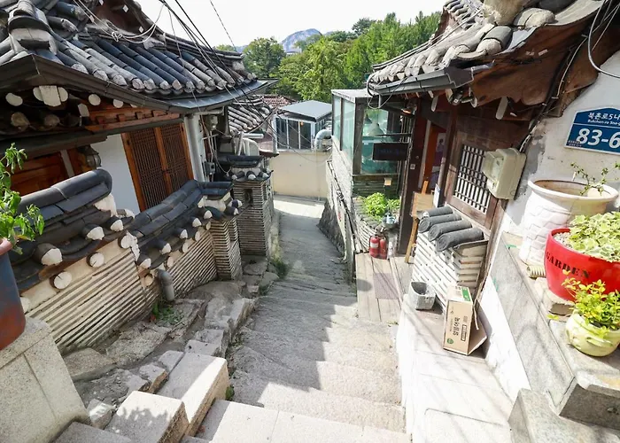 Jj's House